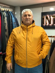 Мужская ветровка