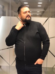 Мужской свитер на замке 